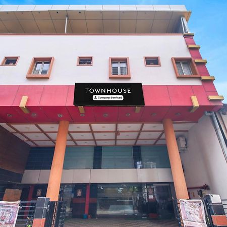Super Townhouse Gajuwaka Near Cmr Mall Kurmannapalem エクステリア 写真