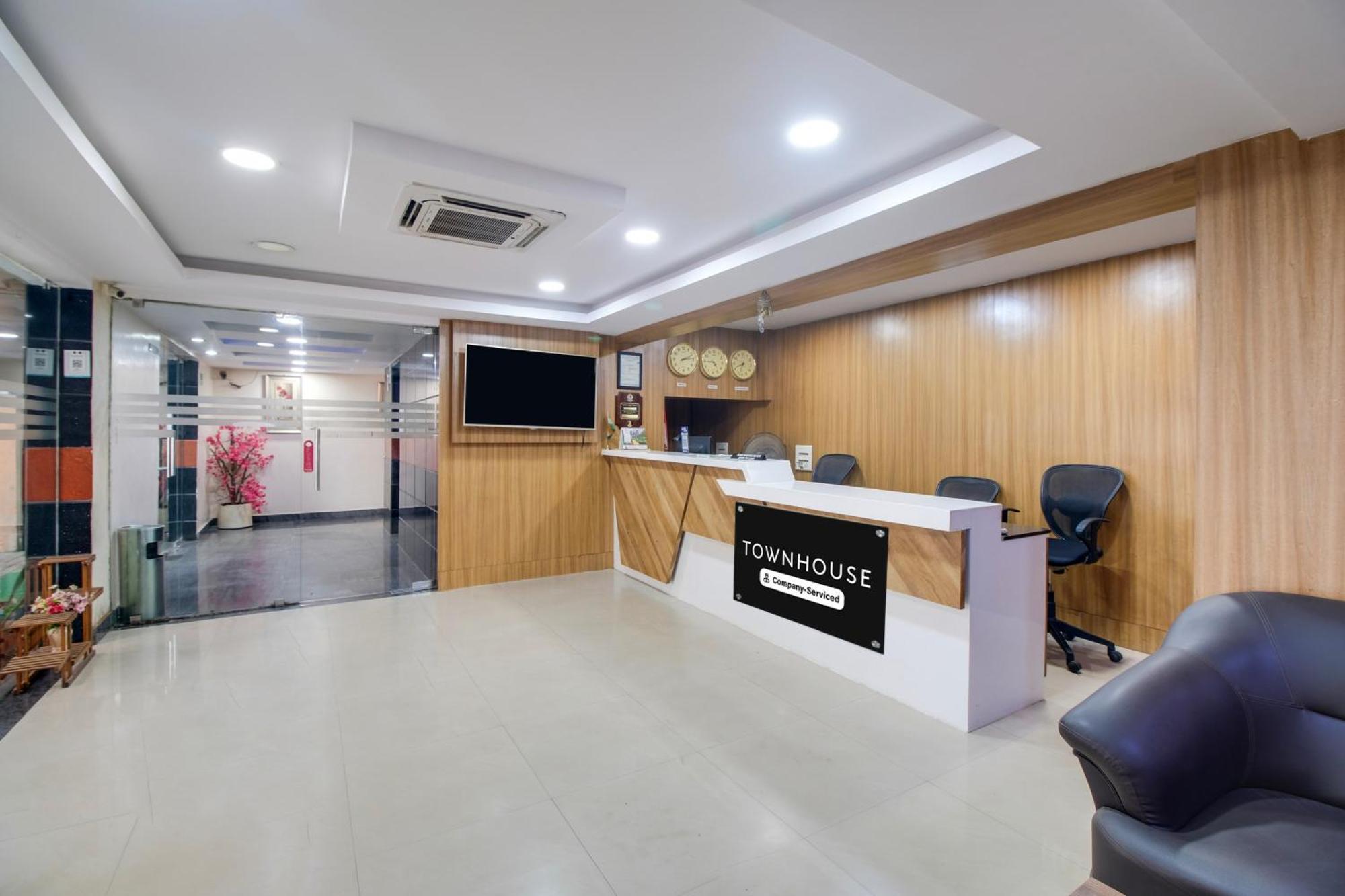 Super Townhouse Gajuwaka Near Cmr Mall Kurmannapalem エクステリア 写真