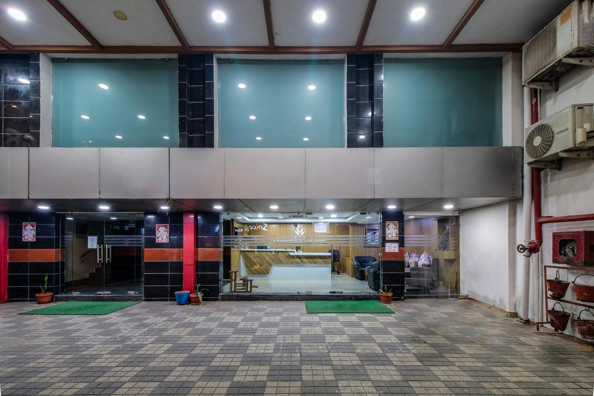 Super Townhouse Gajuwaka Near Cmr Mall Kurmannapalem エクステリア 写真