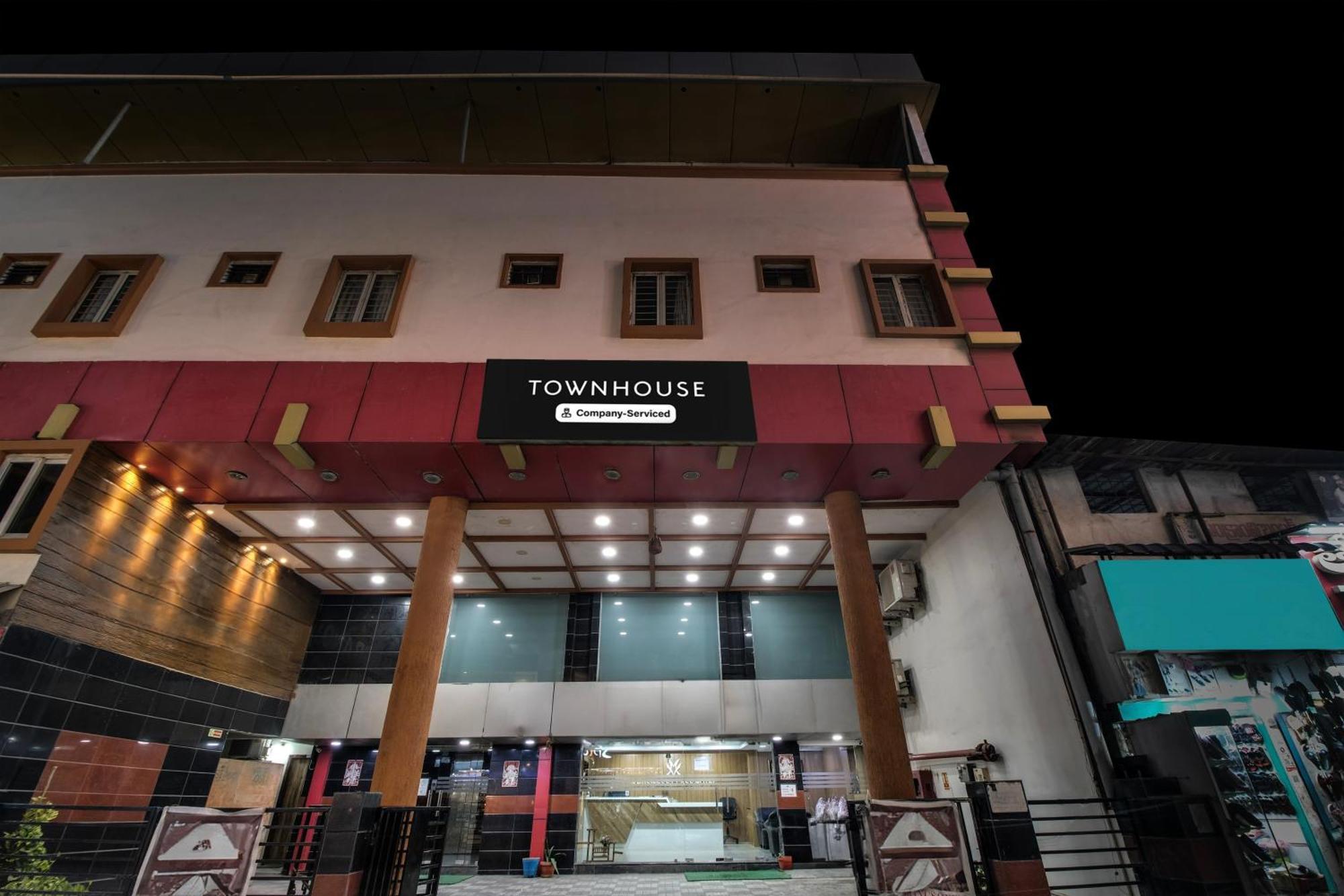 Super Townhouse Gajuwaka Near Cmr Mall Kurmannapalem エクステリア 写真
