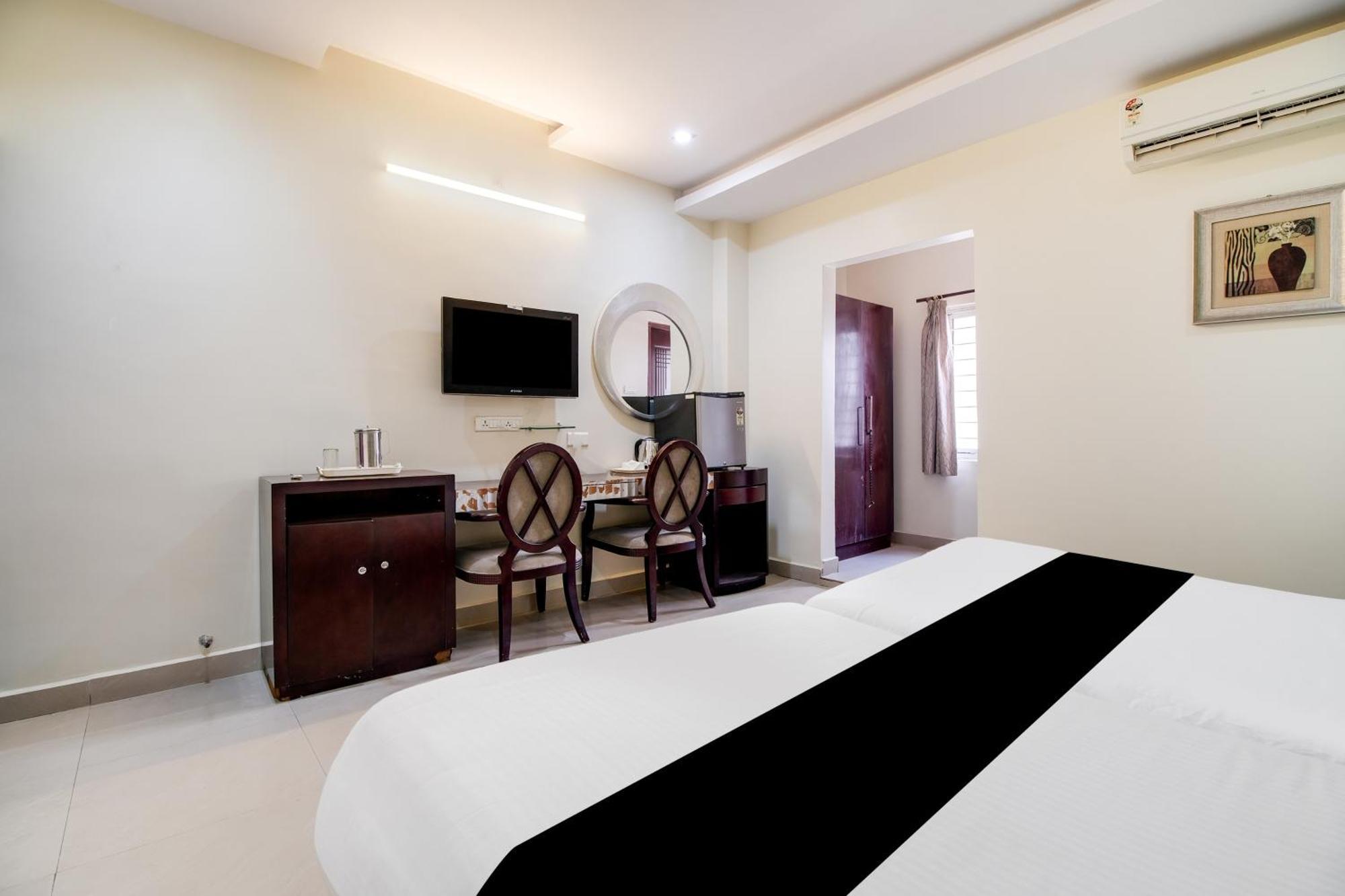 Super Townhouse Gajuwaka Near Cmr Mall Kurmannapalem エクステリア 写真
